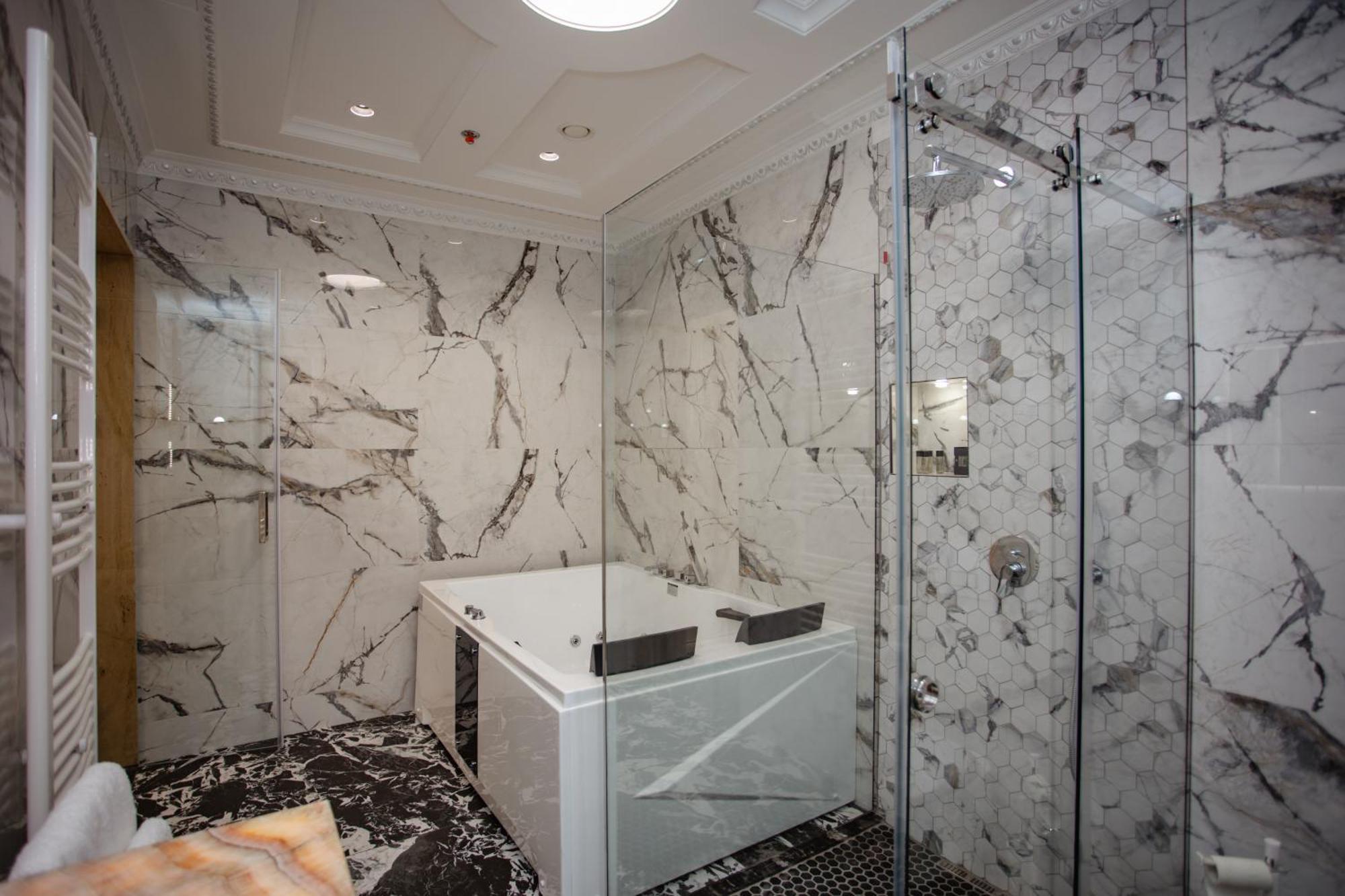 שקודר Ervini Boutique Hotel מראה חיצוני תמונה