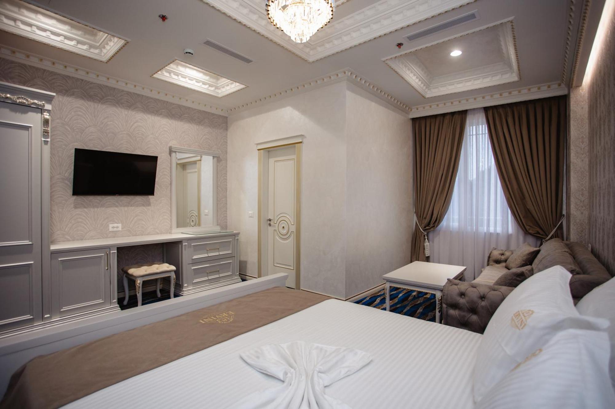 שקודר Ervini Boutique Hotel מראה חיצוני תמונה