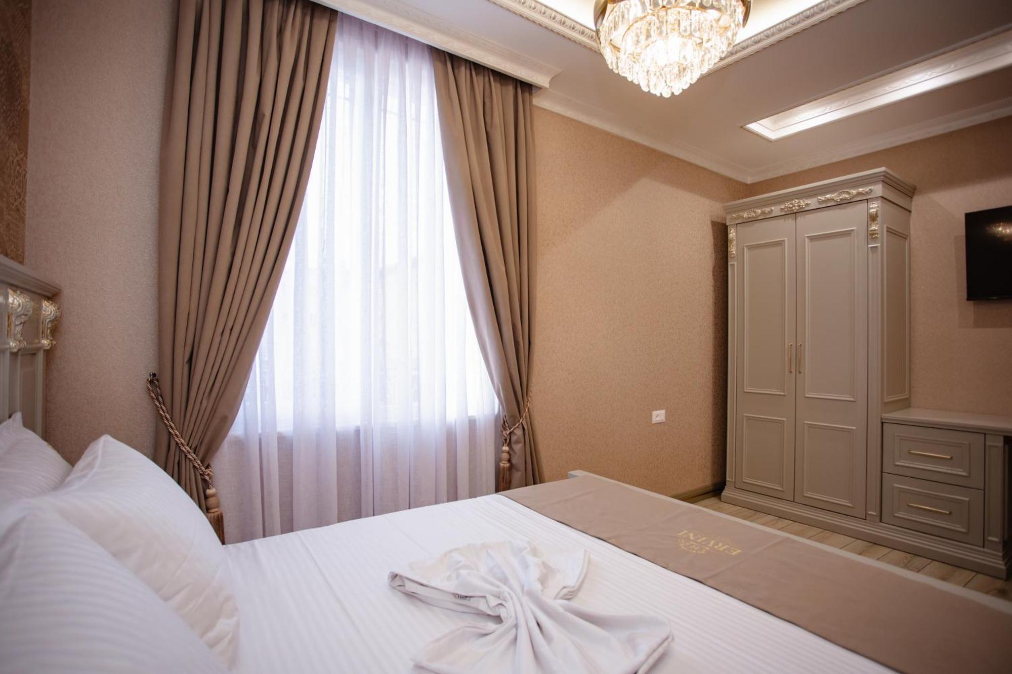 שקודר Ervini Boutique Hotel מראה חיצוני תמונה
