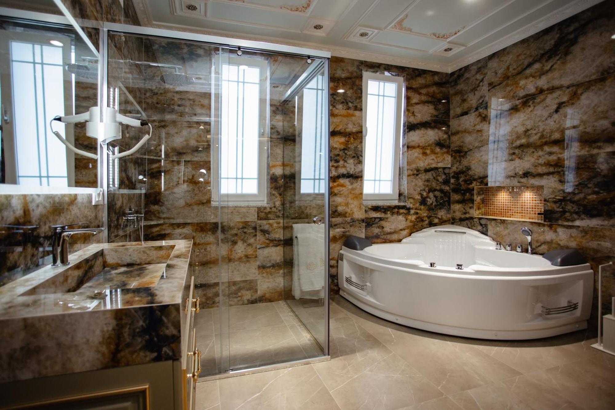 שקודר Ervini Boutique Hotel מראה חיצוני תמונה